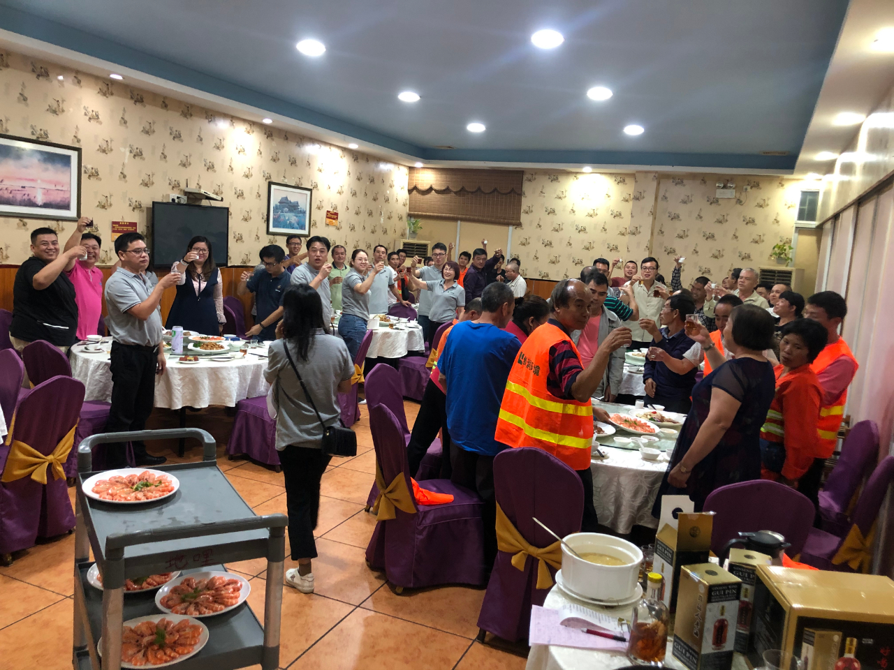 庆祝2020年环卫工人节暨湖南粤中表彰先进环卫工人活动完满成功